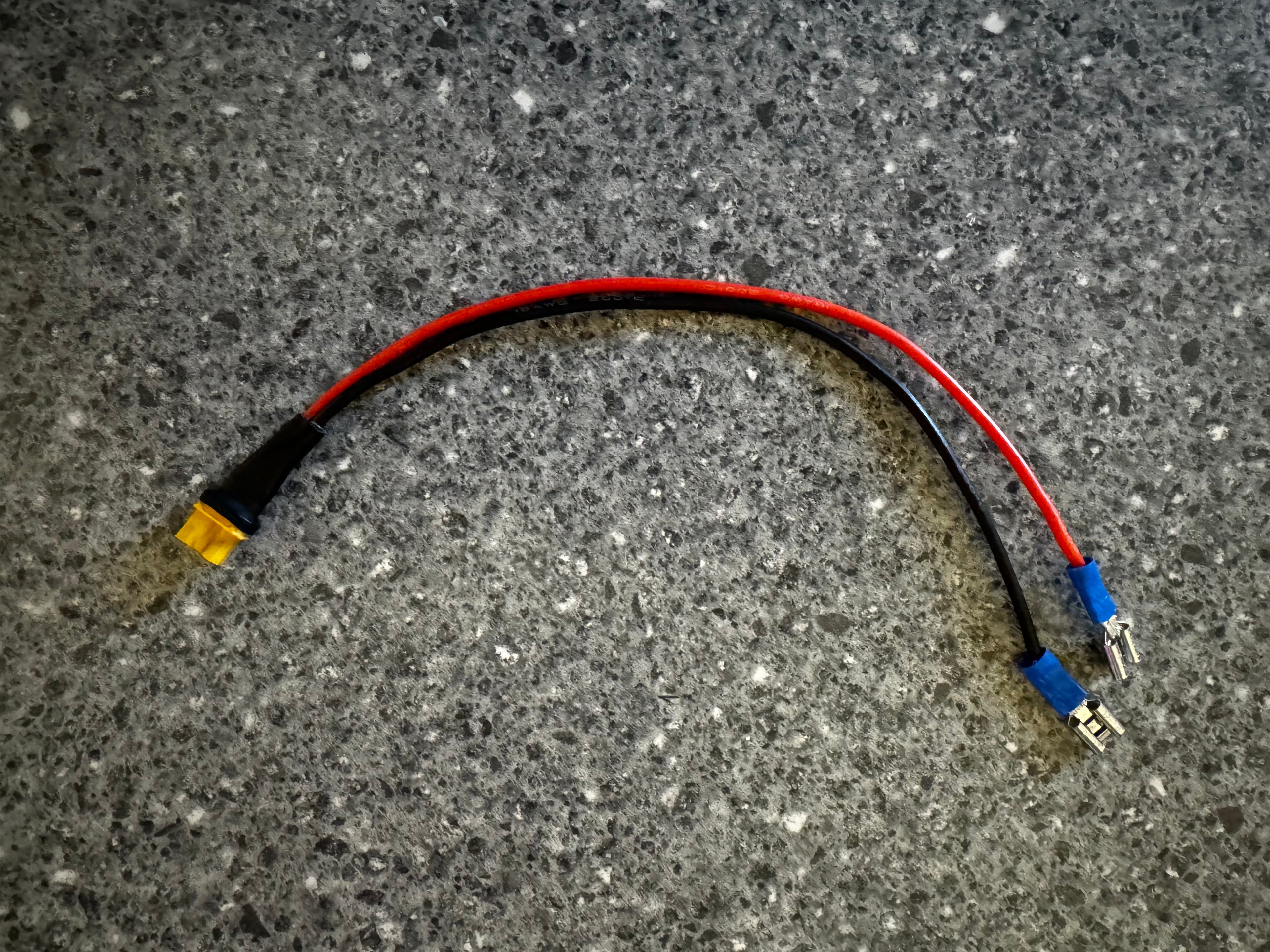 Battery powered horn V1 (AA)