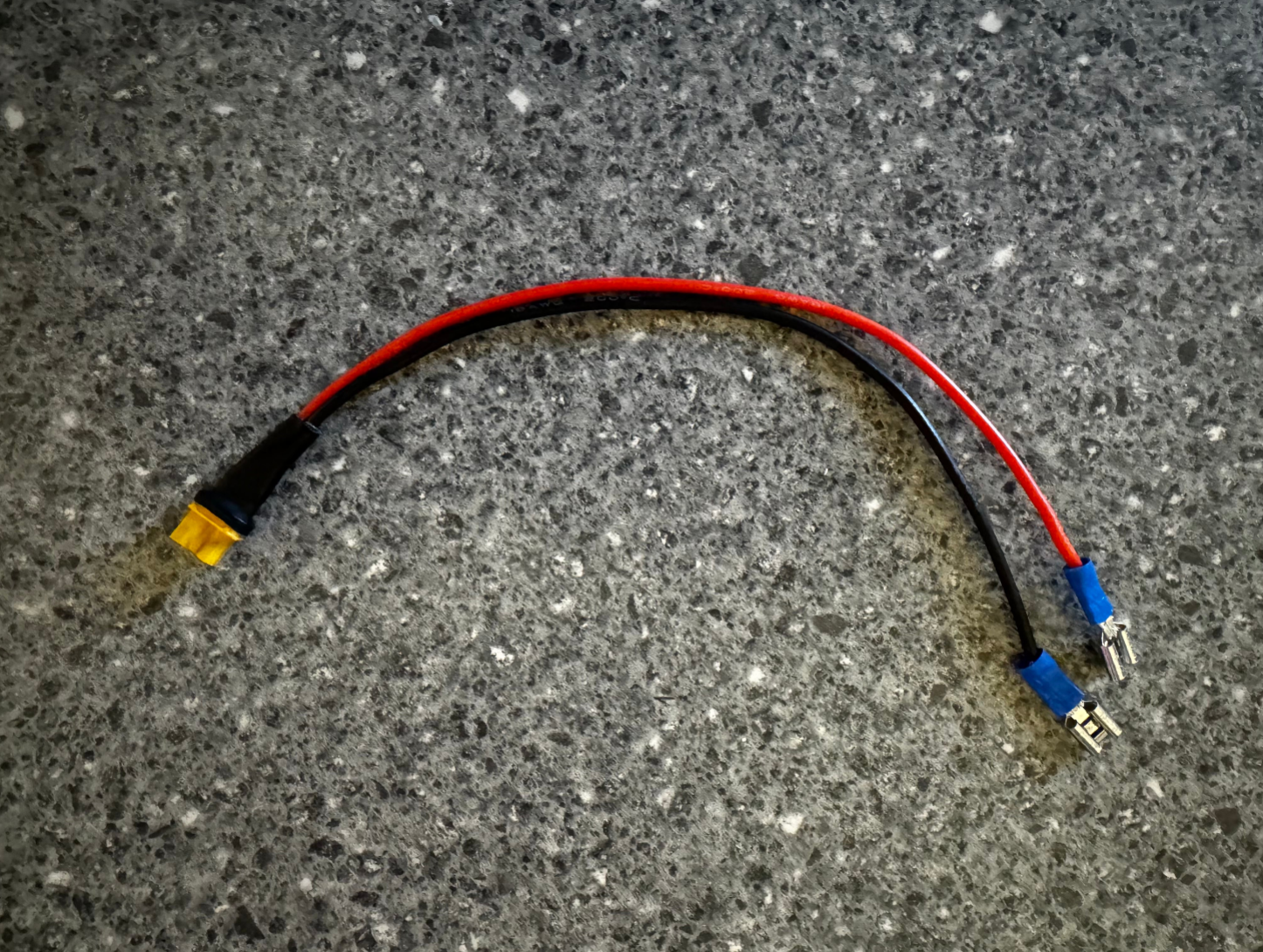 Battery powered horn V1 (AA)